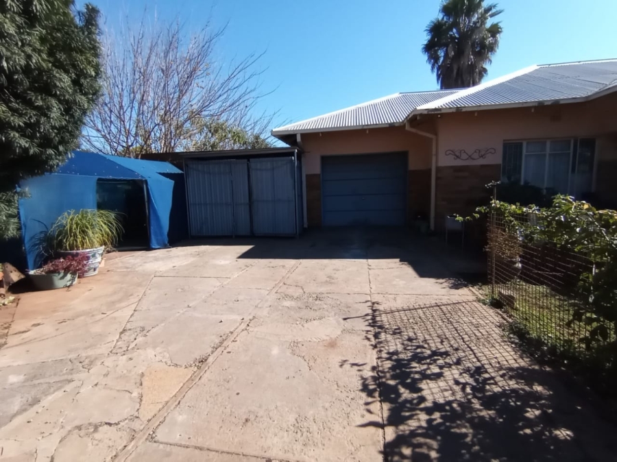 3 Bedroom Property for Sale in Parys Free State